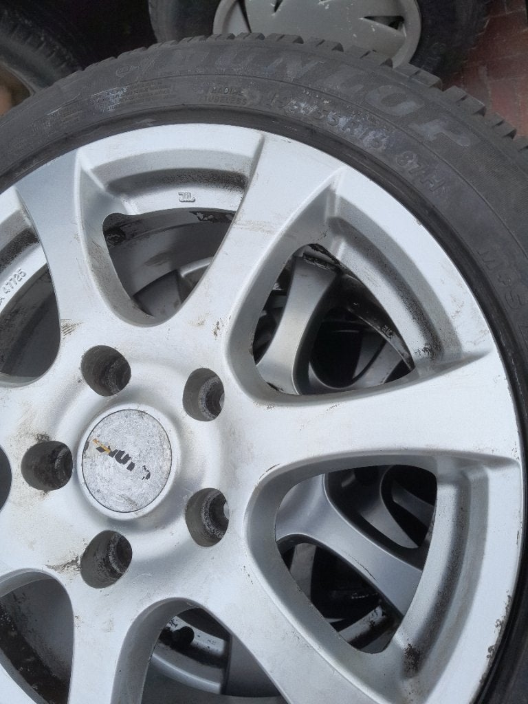 4 winterbanden  alu velgen. van bmw 118, Ophalen, Gebruikt, Banden en Velgen, Winterbanden