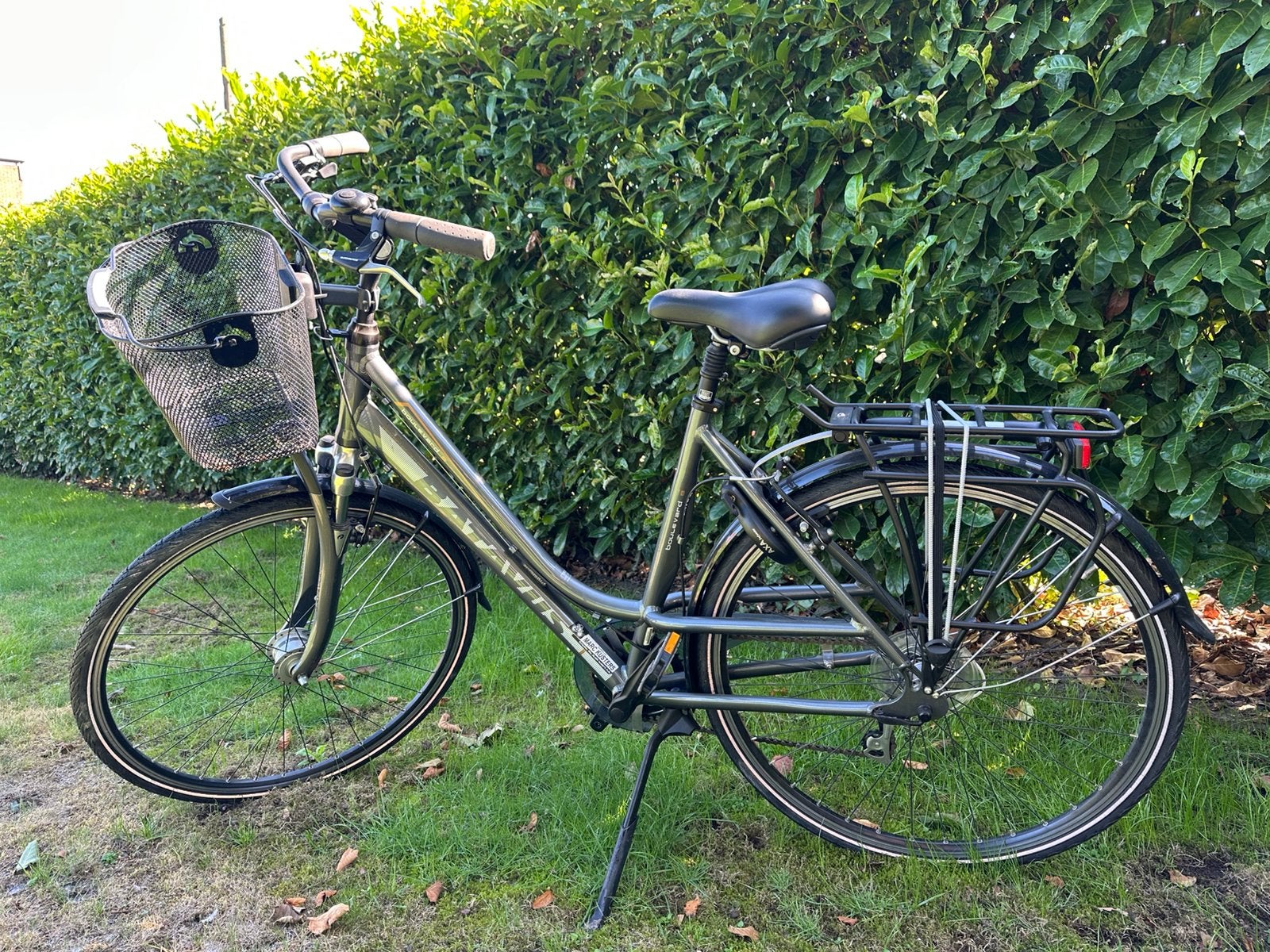 Batavus hybride damesfiets, Fietsen en Brommers, Ophalen, Zo goed als nieuw, Batavus