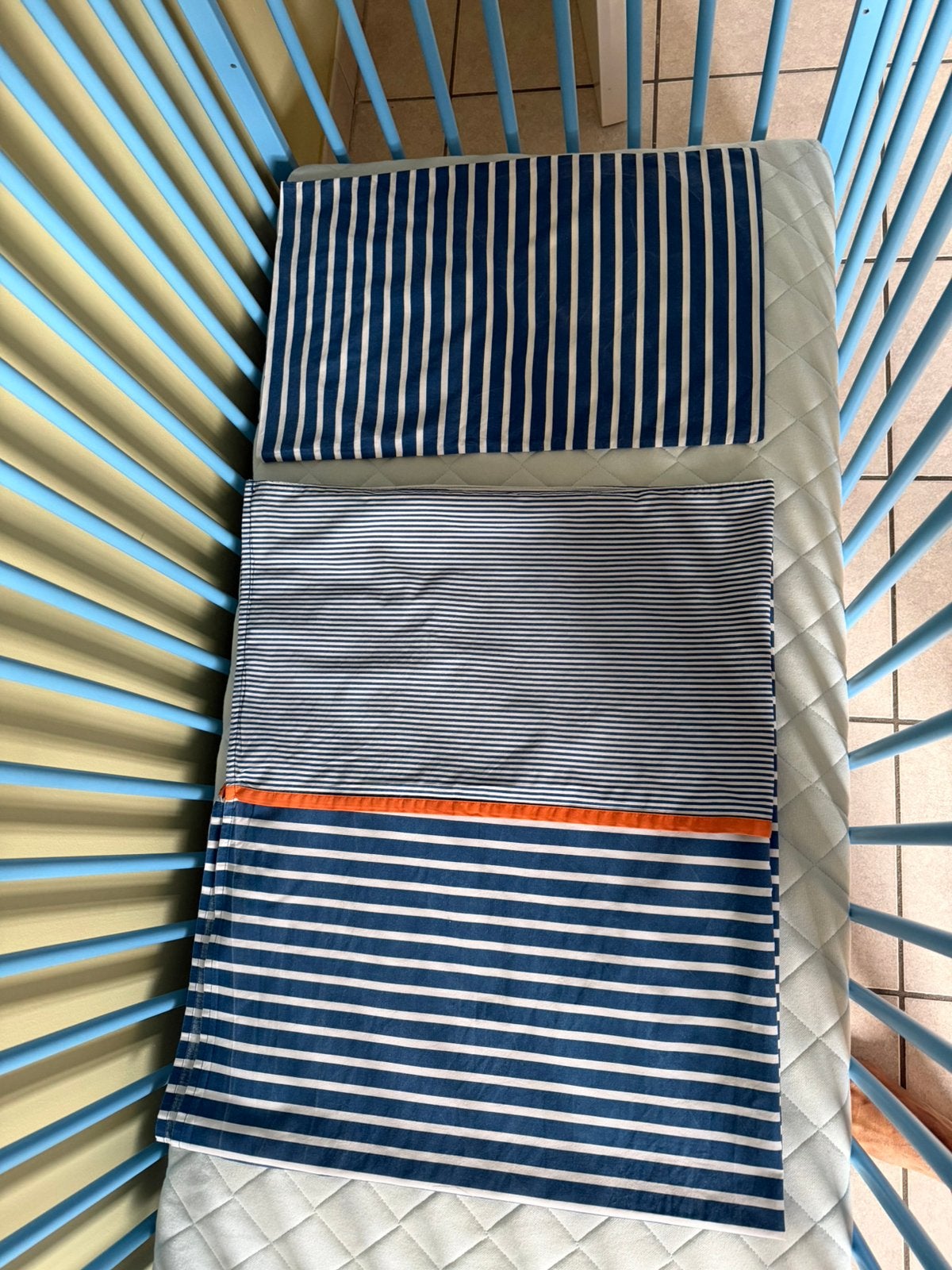Drap pour lit de bébé, Enlèvement ou Envoi, Comme neuf