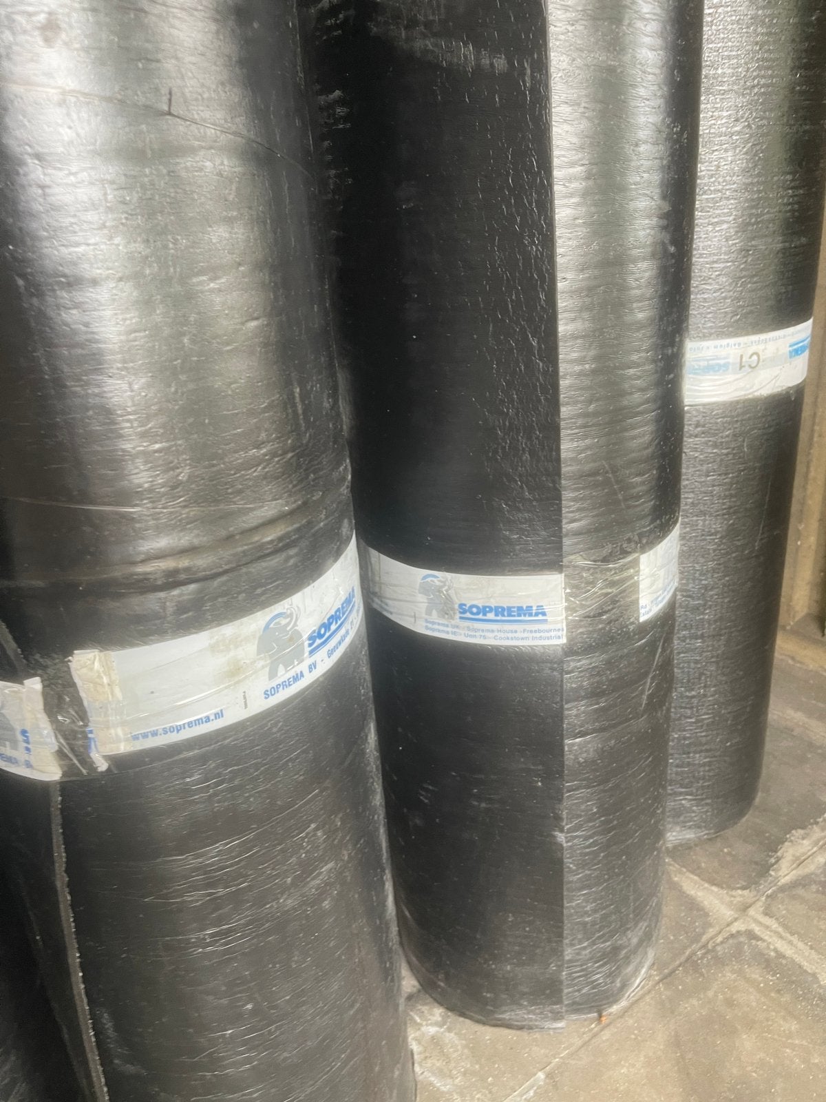 Toplaag Soprema roofingen 8m/4mm, Enlèvement, Neuf, Noir, 15 m² ou plus