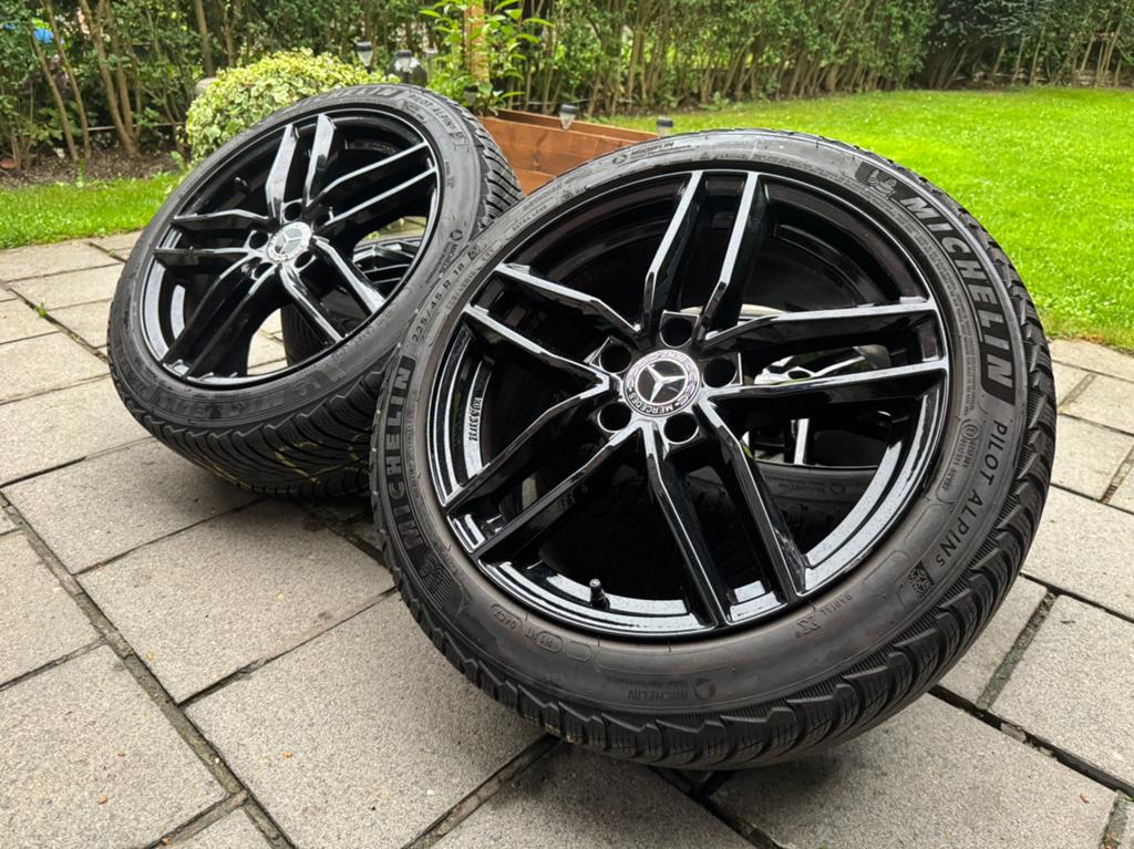Jantes pour Mercedes, Audi, BMW avec pneus hiver 225/45/18, Enlèvement, 18 pouces, Pneu(s)