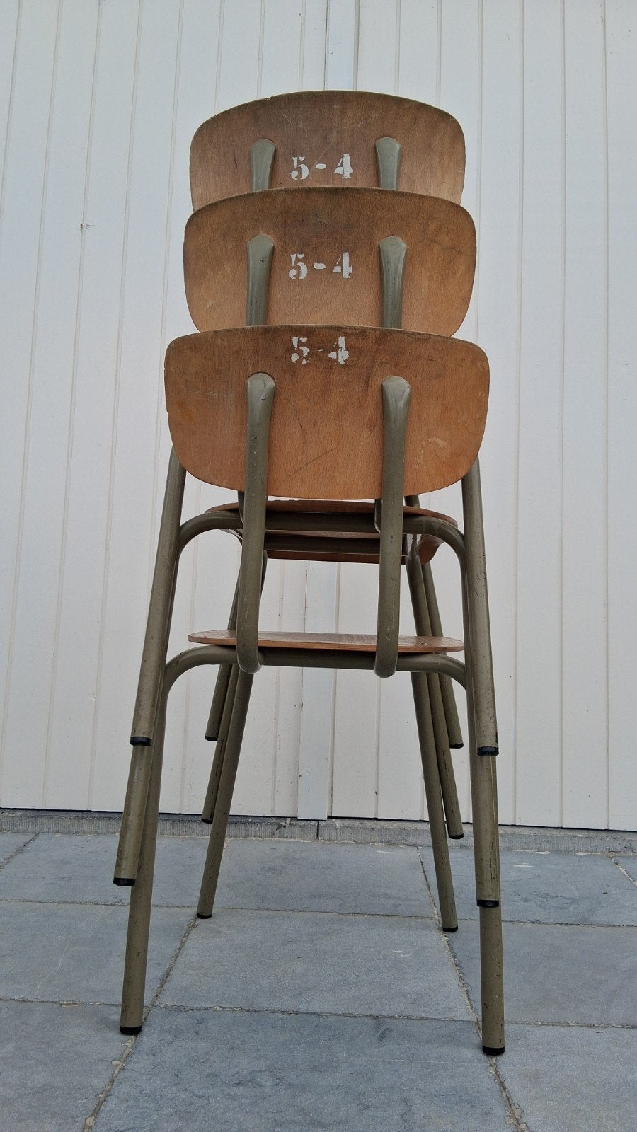 Vintage schoolstoelen, Enlèvement