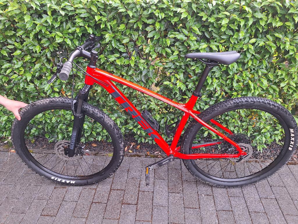 Trek Marlin 8 maat L, Vélos & Vélomoteurs, Vélos | VTT & Mountainbikes, Comme neuf, Hommes, Trek, 53 à 57 cm, VTT semi-rigide