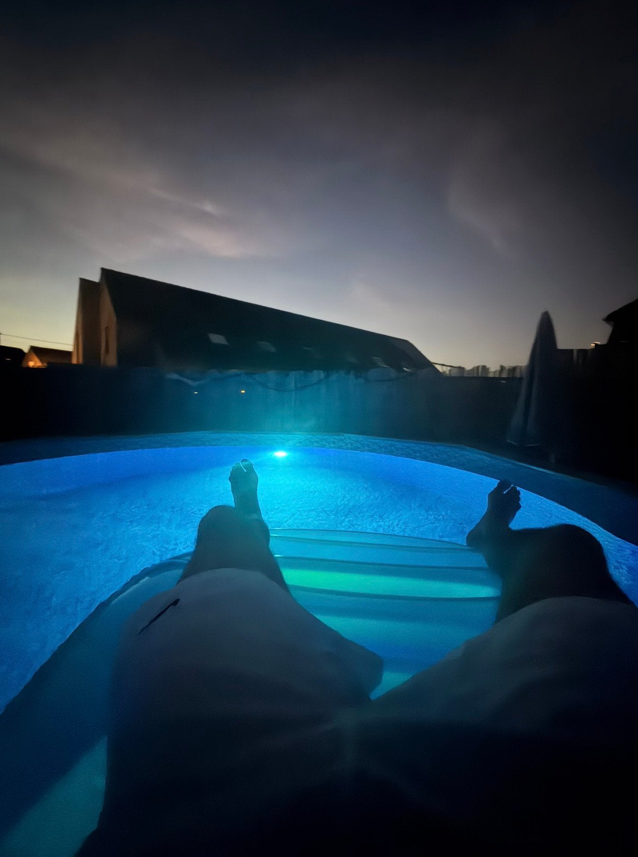 Piscine métallique Bestway Hydrium, Enlèvement, Comme neuf