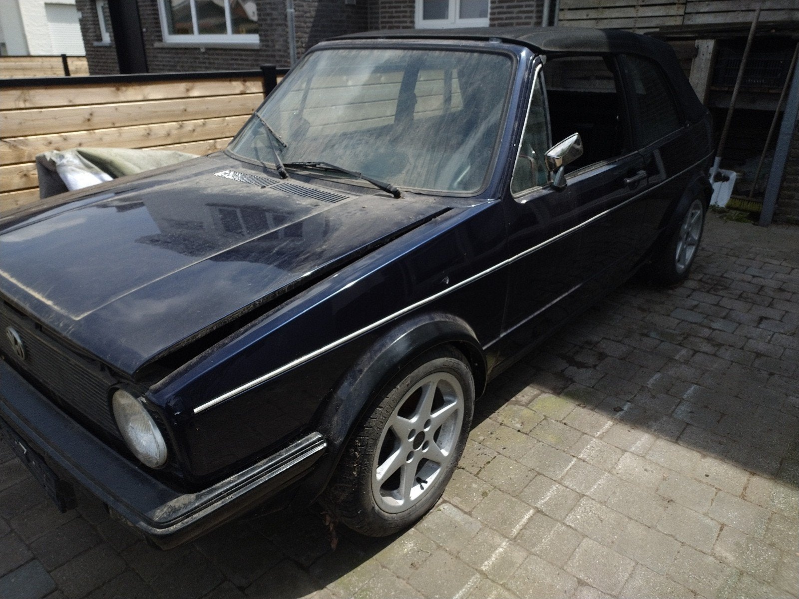 VW golf cabrio mk1, Auto's, Oldtimers, Particulier, Benzine, Cabriolet, 2 deurs, Handgeschakeld, Blauw, Zwart, Kunstmatig leder