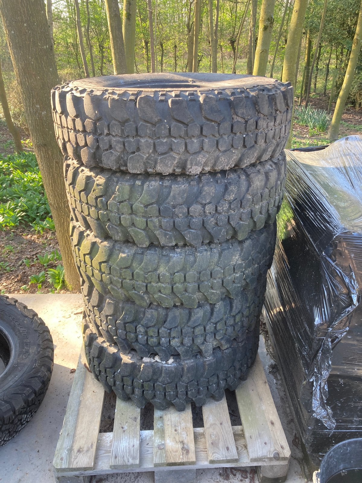 insa turbo 235/85r16, Ophalen, Zo goed als nieuw