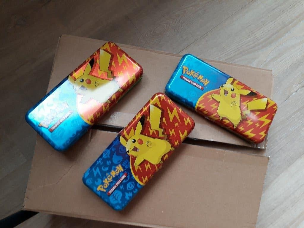 3 metalen doosjes met 40 kaarten in iedere doos, Enlèvement ou Envoi, Neuf, Plusieurs cartes