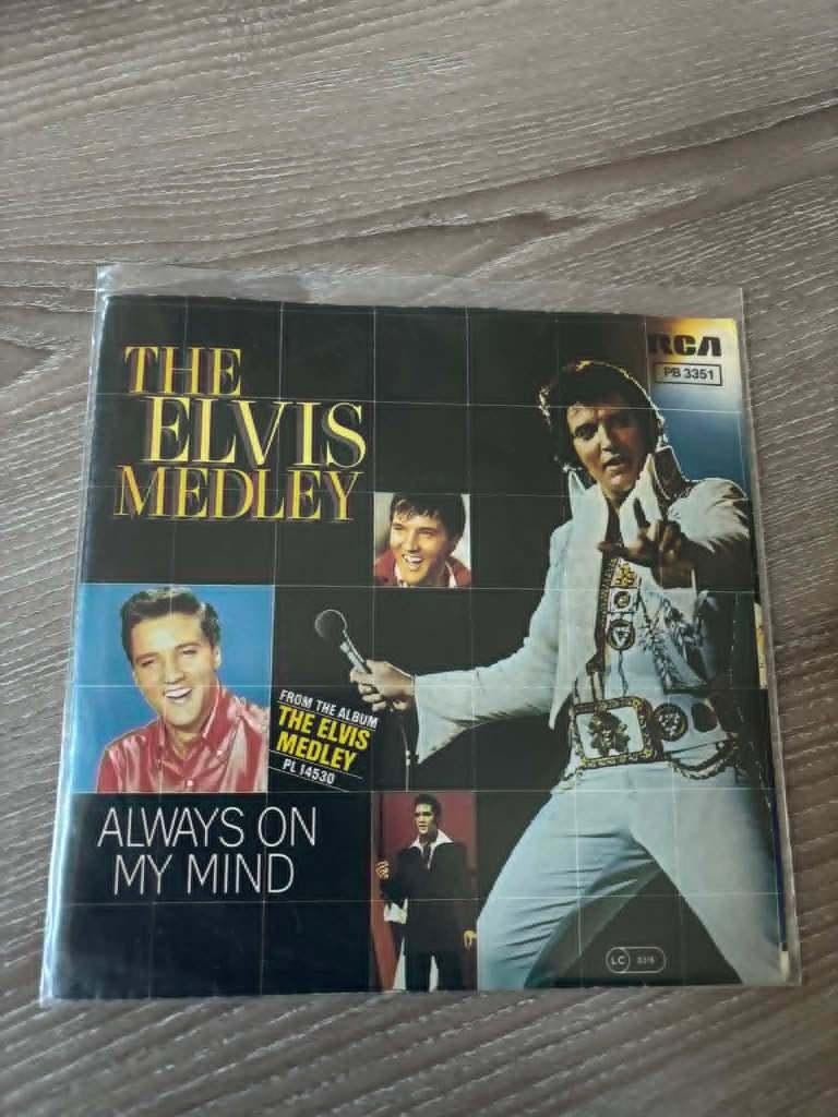 Elvis single, The Elvis medley/always on my mind,Duitse pers, Cd's en Dvd's, Vinyl Singles, 7 inch, Single, Ophalen of Verzenden