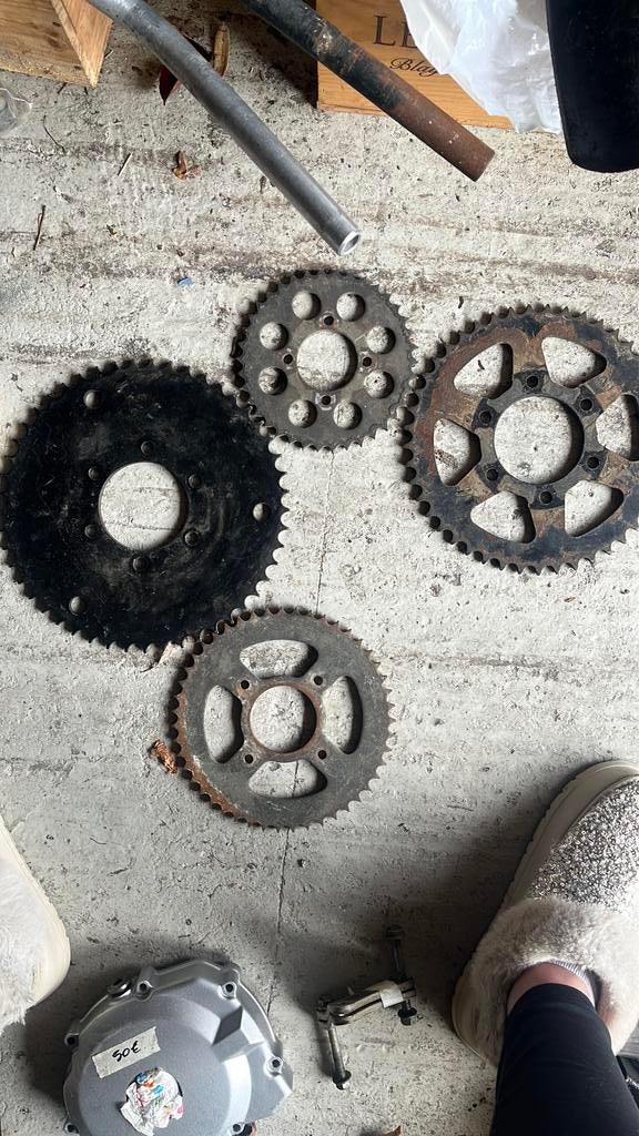 6 pignons moto enduro, Motos, Enlèvement ou Envoi, Utilisé
