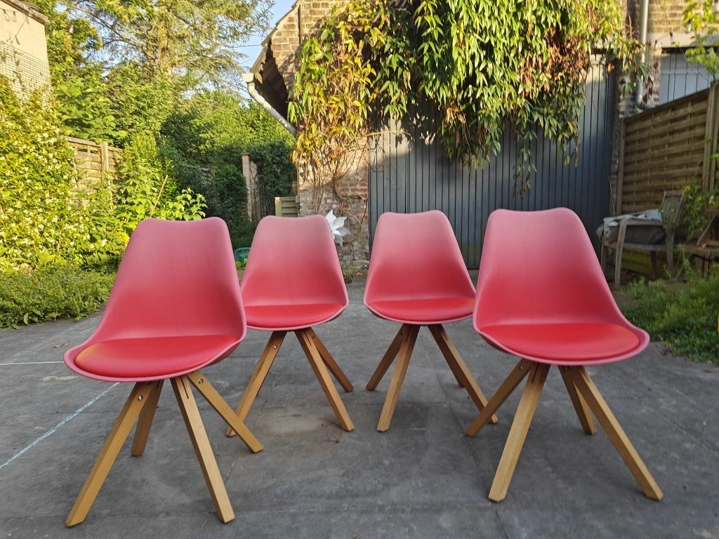 Moderne rode stoelen, Rouge, Utilisé, Modern, Quatre