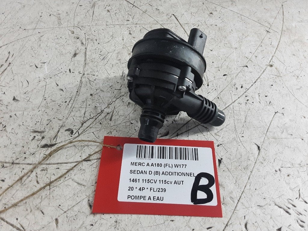 POMPE A EAU Mercedes-Benz A Limousine (177.1) (A0005003500), Mercedes-Benz, Utilisé, Dialog.mb@mercedes-benz.com, Mercedes-Benz AG