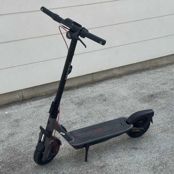 Trottinette segway f3 e, Vélos & Vélomoteurs, Trottinettes, Enlèvement