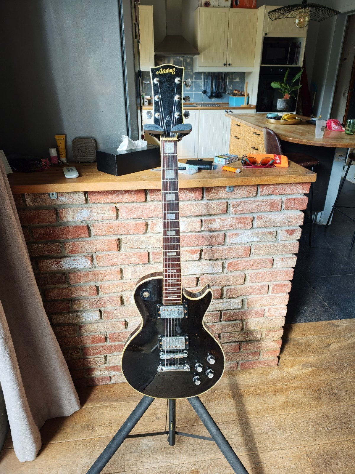 Arirang Japan made les Paul custom black beauty 70's, Muziek en Instrumenten, Ophalen of Verzenden, Gebruikt, Hollow body, Overige merken