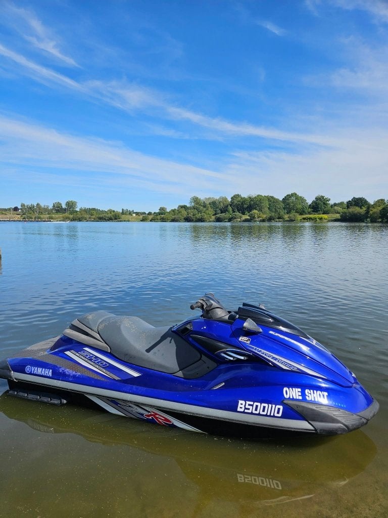 Yamaha 1800 fzr jetski + dubbele aanhangwagen, Watersport en Boten, Ophalen, Zo goed als nieuw, Benzine, 200 pk of meer