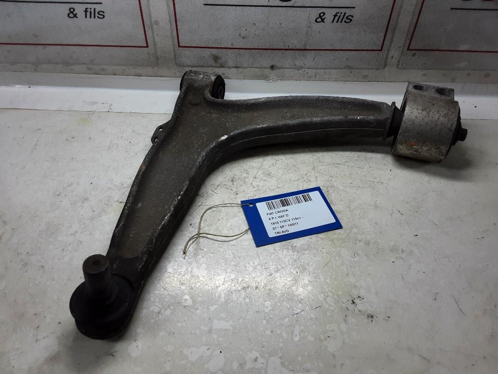 BRAS DE SUSPENSION AVANT GAUCHE (TRIANGLE) Fiat Croma (194), Mevr. I. Hauben, Utilisé, Fiat, Rue de l'Espoir 34 34
4030  GRIVEGNÉE, BE