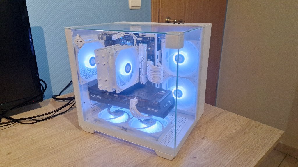 PC Gameur Blanc - R7 3700x - RX 6600XT, Computers en Software, Ophalen, Zo goed als nieuw, AMD Ryzen 7, Gaming