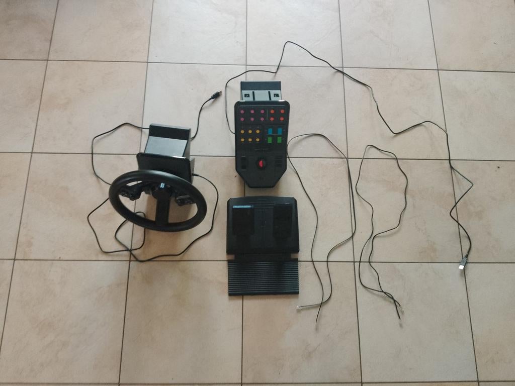 Logitech heavy equipment stuur met zijpaneel, Ophalen