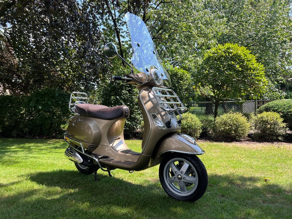 ZGAN.: Vespa LX Touring vol optie's! 4 takt. 25km/h., Fietsen en Brommers, Scooters | Vespa, Ophalen, Klasse A (25 km/u), 49 cc