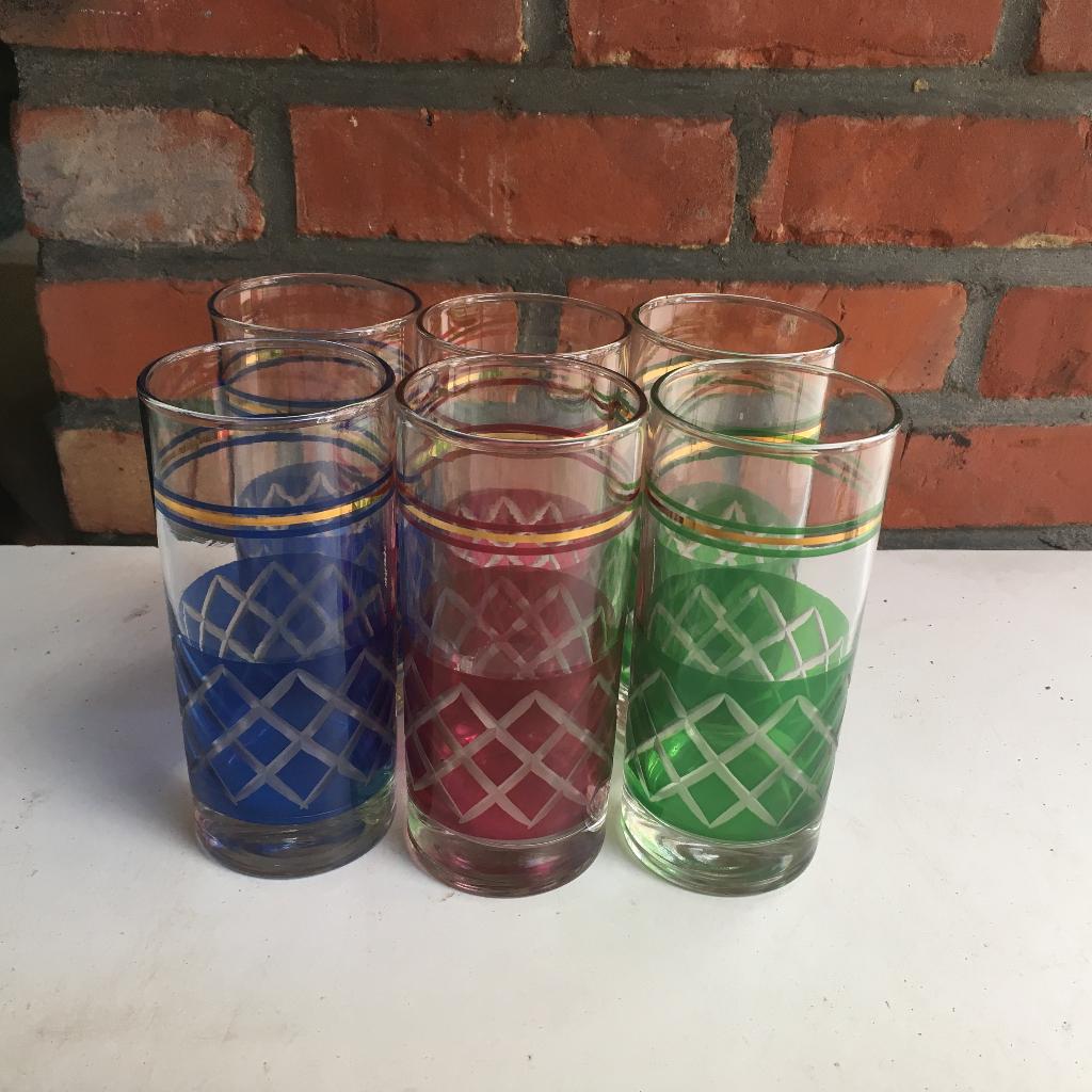 6 gekleurde glazen, Enlèvement ou Envoi, Comme neuf