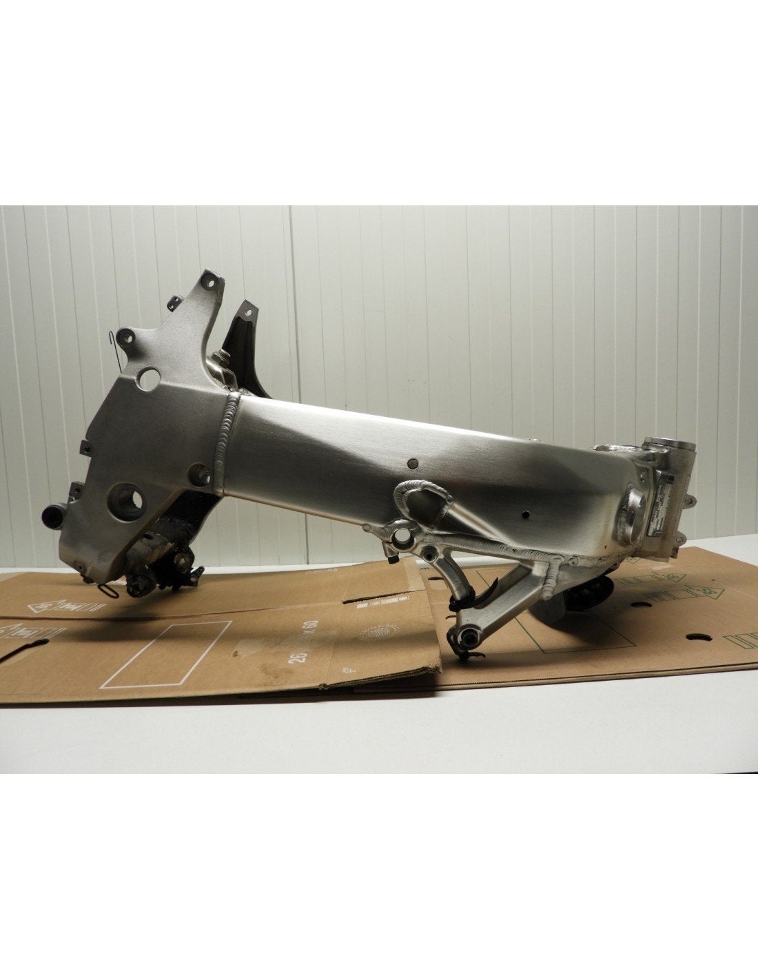 GSXR600 1997 - 2000 Suzuki Frame D1-42365
