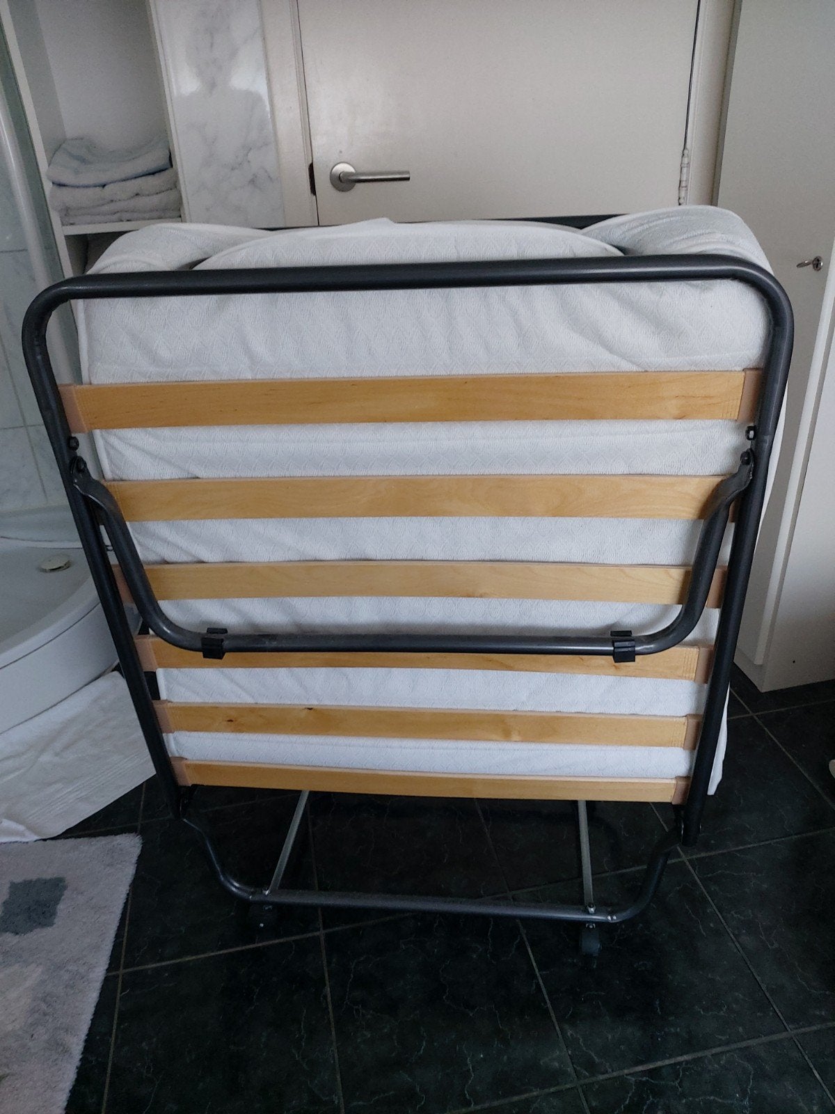 Opklapbaar bed, Huis en Inrichting, Ophalen