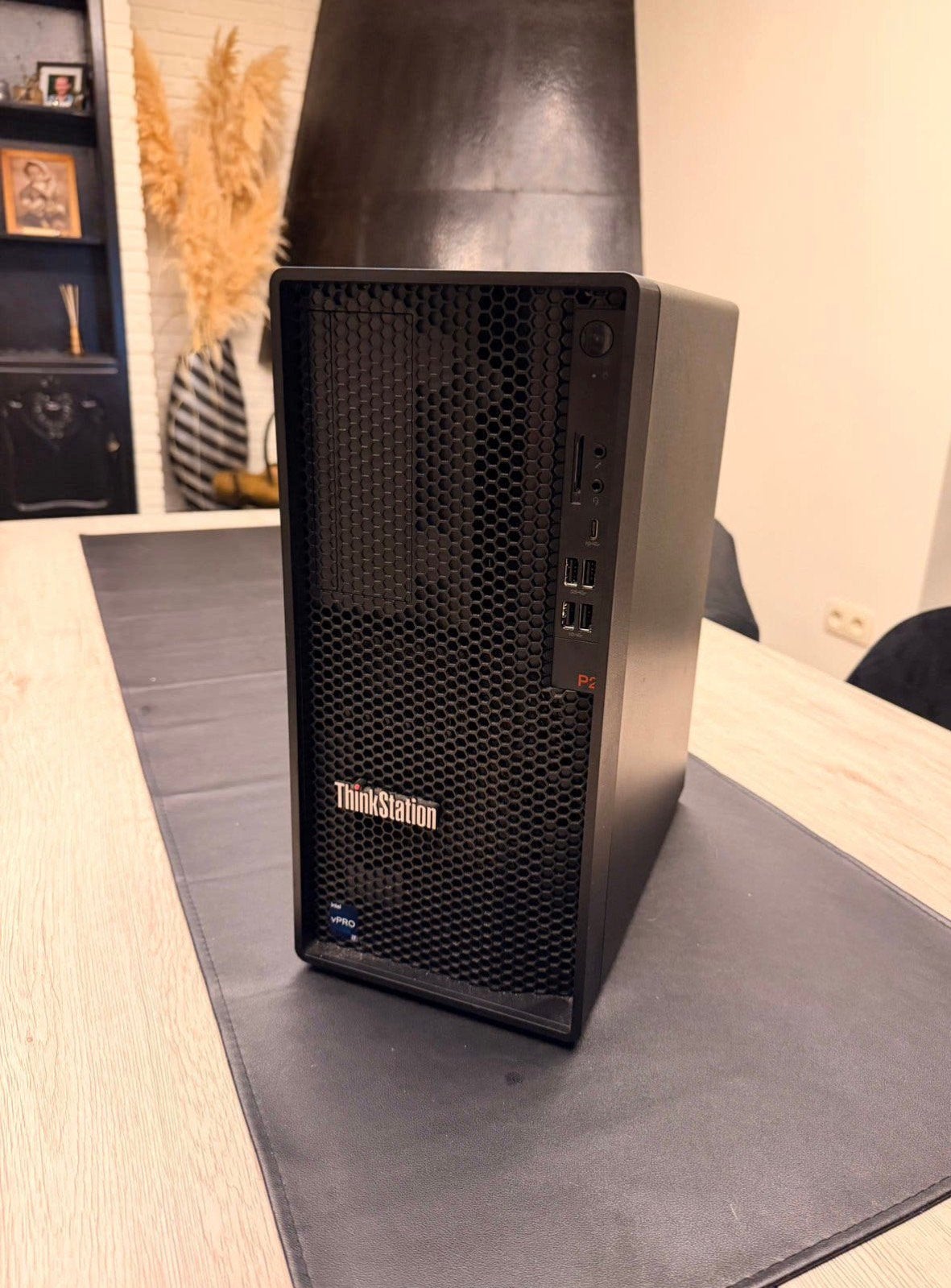 Pc thinkstagion p2 toweri7, Ophalen of Verzenden, Zo goed als nieuw