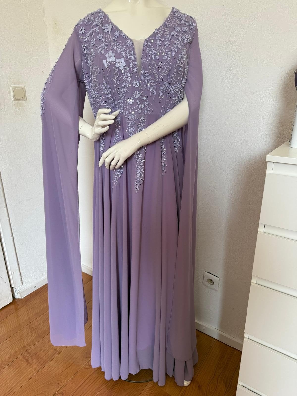 Magnifique robe de soirée orientale lilas avec perles et cap, Robe de gala, Enlèvement, Violet, Taille 42/44 (L)