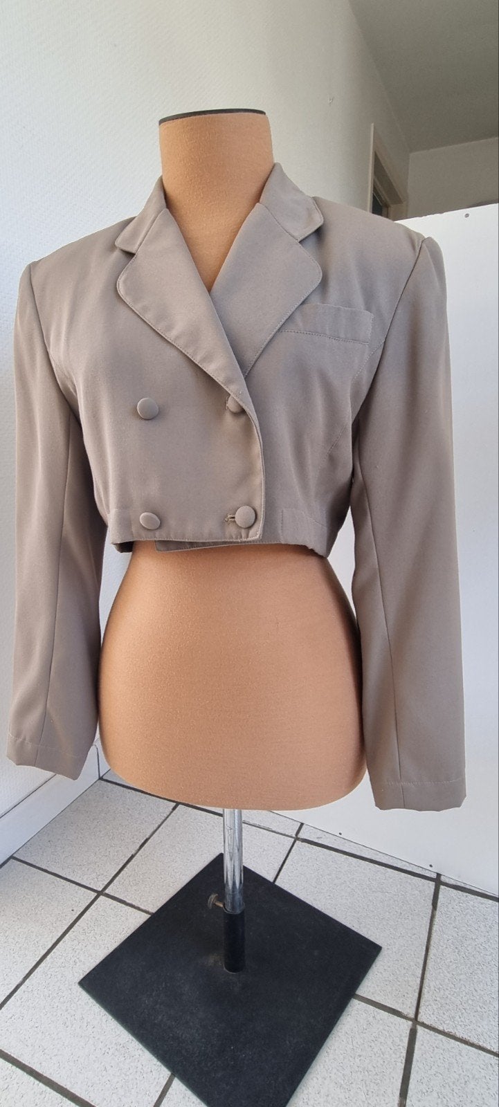 Vestje, Kleding | Dames, Jasjes, Kostuums en Pakken, Beige, Ophalen of Verzenden, Zo goed als nieuw, Jasje