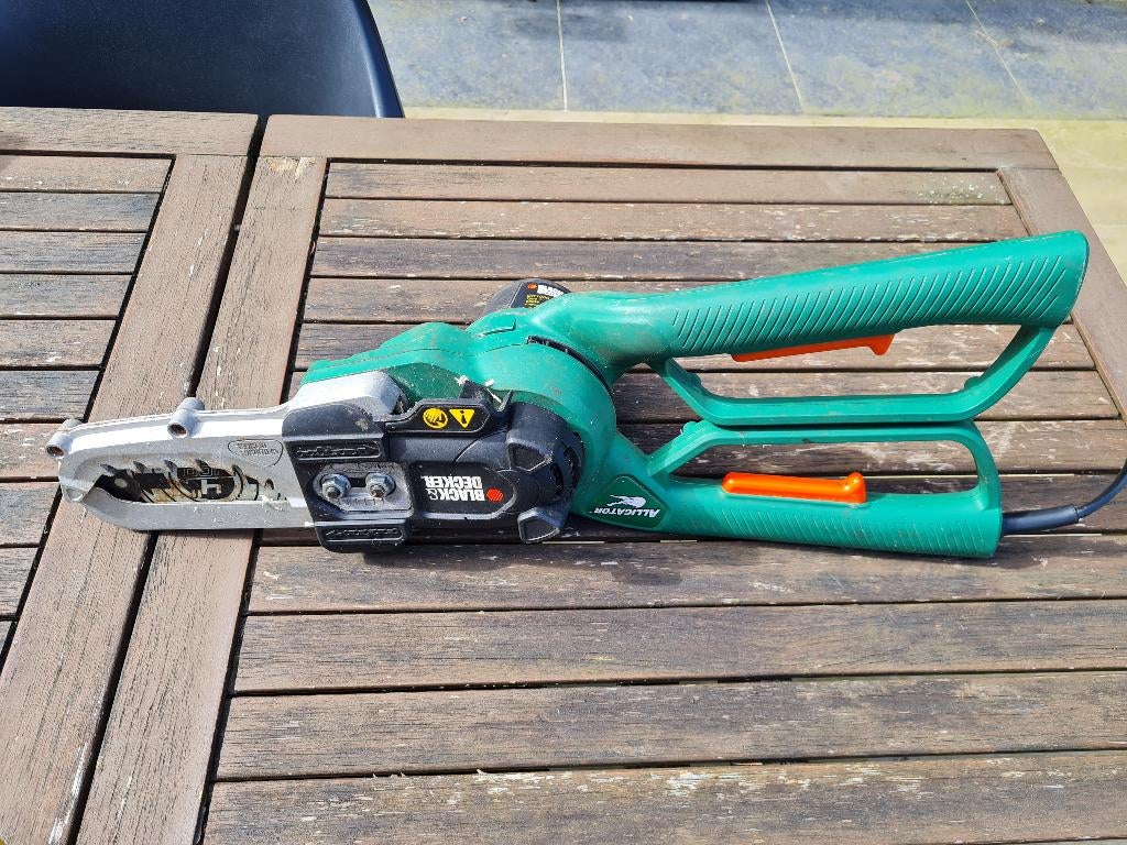 Alligator BLACK & DECKER coupe-branches, Bricolage & Construction, Outillage | Scies mécaniques, Moins de 600 watts, Enlèvement ou Envoi