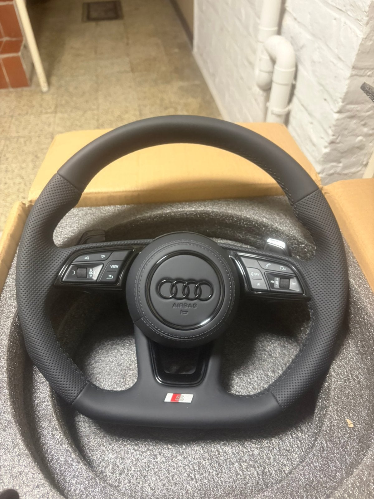 Volant AUDI S-Line Compatible A3 A4 A5 A6 A7 Q3 Q4 Q5 Q7, Autos : Pièces & Accessoires, Enlèvement, Neuf, Audi