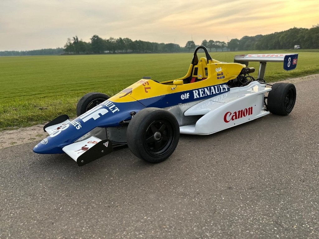 1 Formule auto te huur voor decoratie doeleinden, Verzamelen, Verzenden, Zo goed als nieuw, Formule 1