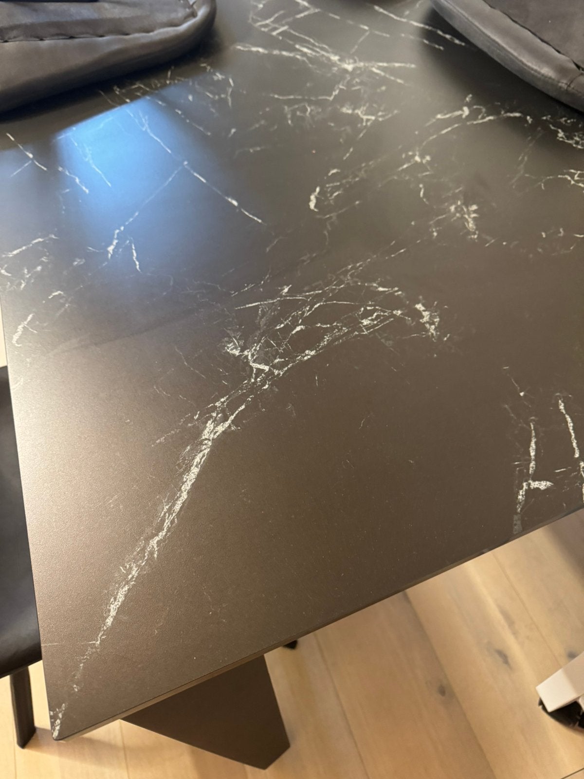 Table de 2m en céramique noire, Enlèvement ou Envoi, Comme neuf