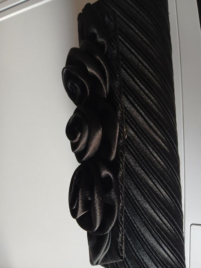 Zwarte  handtas met 3rozen, Antiek en Kunst, Ophalen of Verzenden