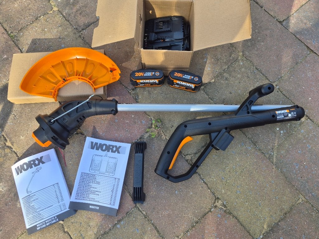 Grastrimmer worx - nieuw en ongebruikt incl 2 batterijen!, Ophalen, Worx, Nieuw, 10 tot 30 cm