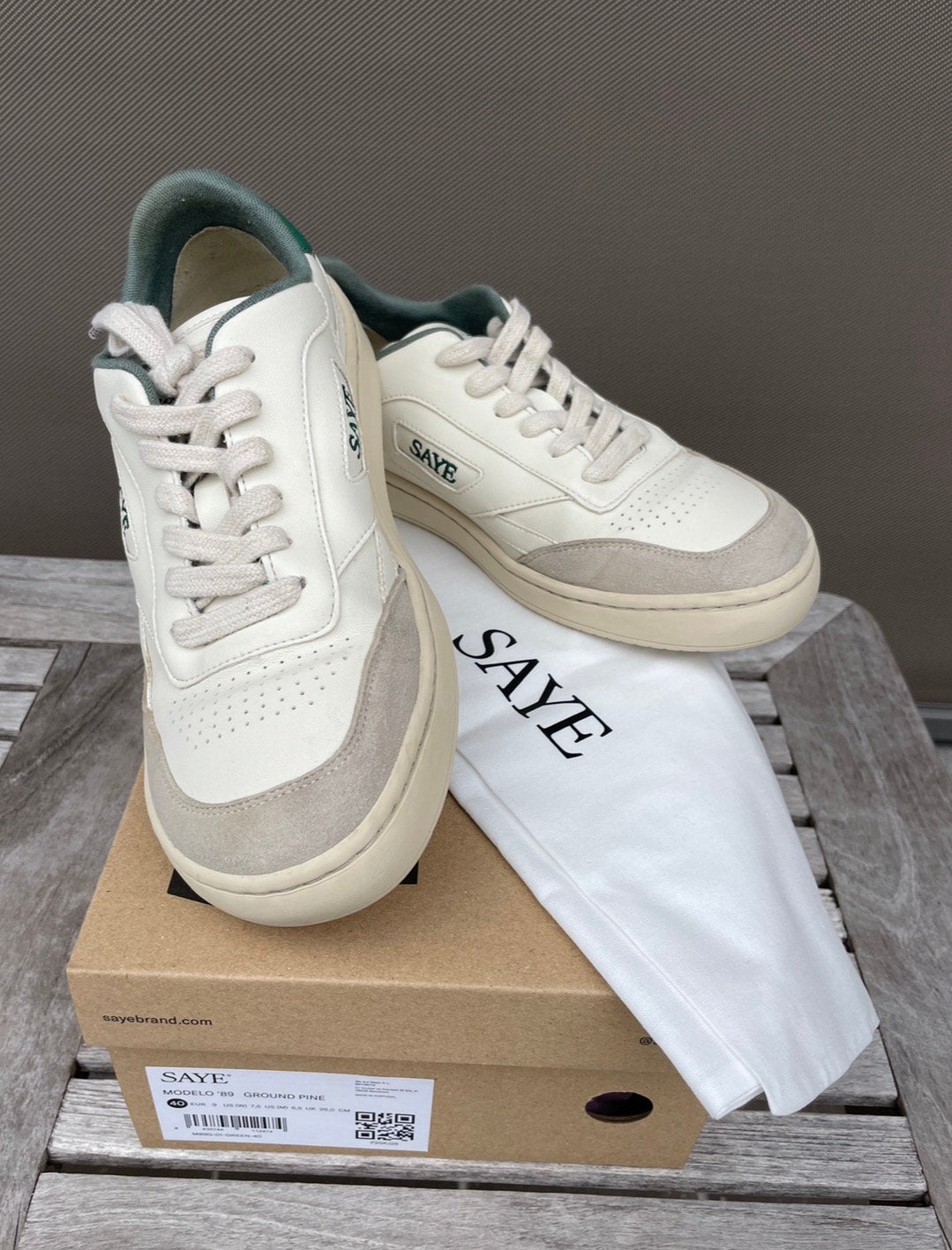 Sneakers van Saye - M89 Ground Barefoot  - Zeer goeie staat, Kleding | Dames, Ophalen of Verzenden, Zo goed als nieuw, Sneakers