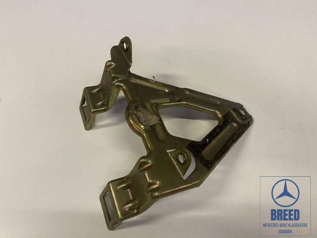 NOS mistlamphouder links voor Mercedes-Benz W210 E-Klasse, Auto-onderdelen, Verlichting, Mercedes-Benz, Nieuw, Ophalen of Verzenden