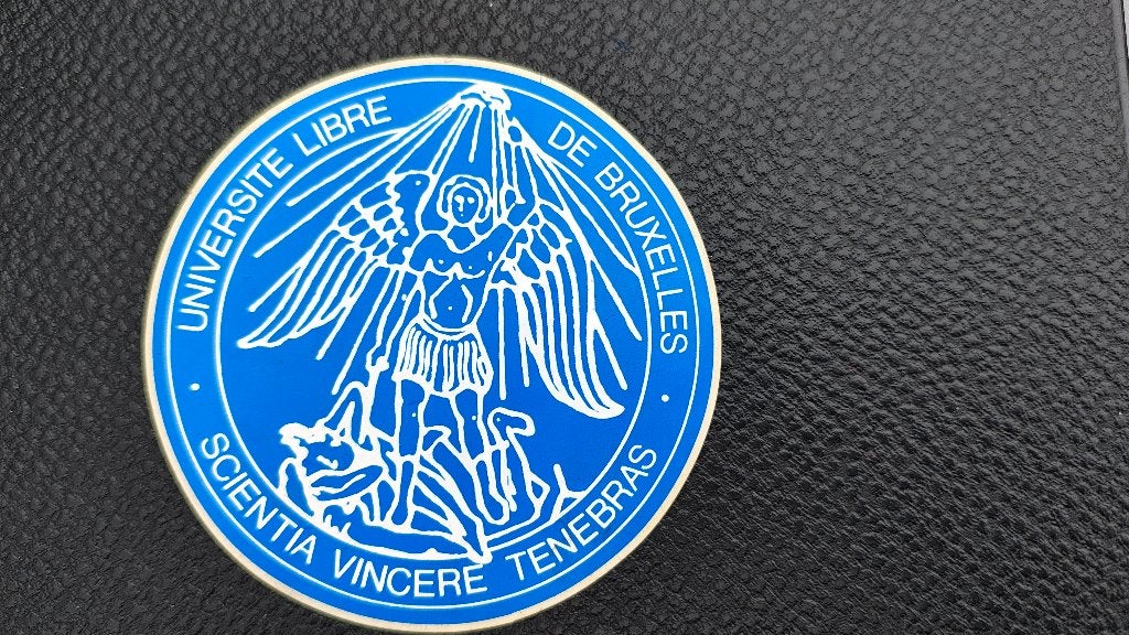 Autocollant Université Libre de Bruxelles étudiant Belgique, Envoi
