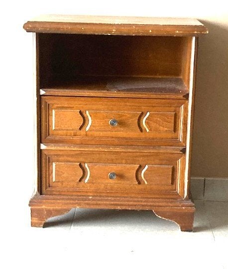 Klein kastje / bijzetkastje  in masief hout, Ophalen