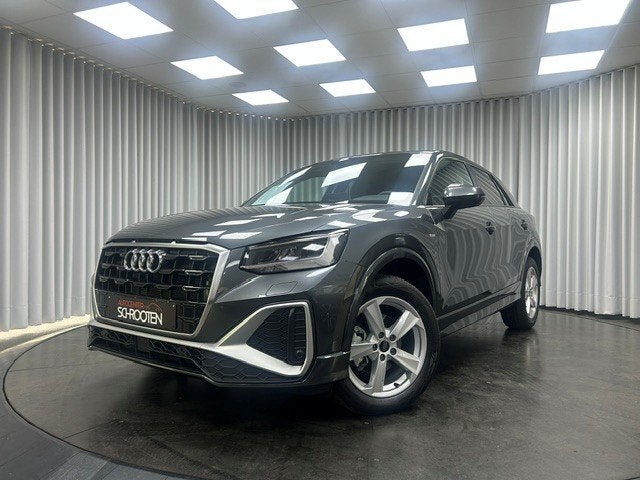 Audi Q2 35 TFSi S-Line (année de construction 2025), Autos, Audi, Cuir, Argent ou Gris, Achat, Entreprise