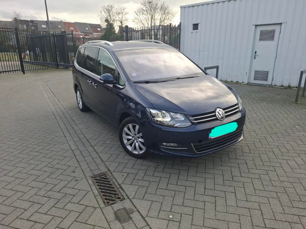 Vw Sharan- Automaat- 1.4TSI- full onderhoudsboekje, Auto's, 4 cilinders, Blauw, Alcantara, 5 zetels