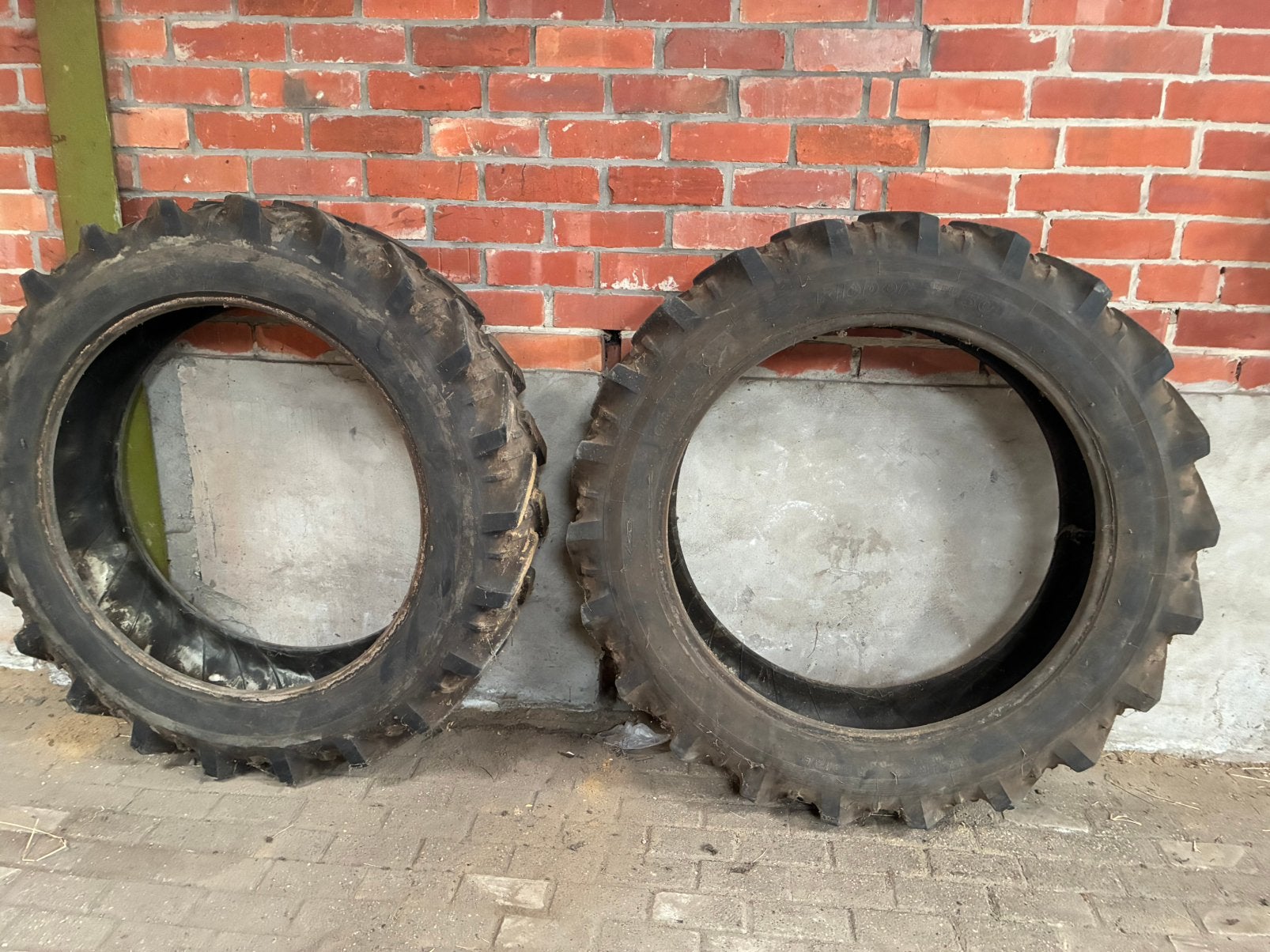 Tractorbanden Kleber 12.4r36, Ophalen