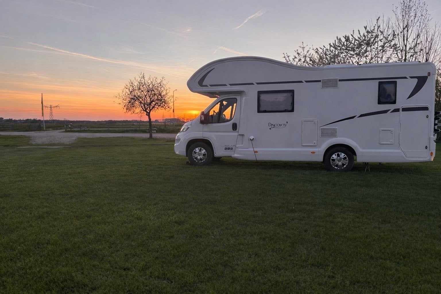 Mc Louis Glamys 222, Caravanes & Camping, Camping-cars, Boîte manuelle, Jusqu'à 6, Alarme, Auvent
