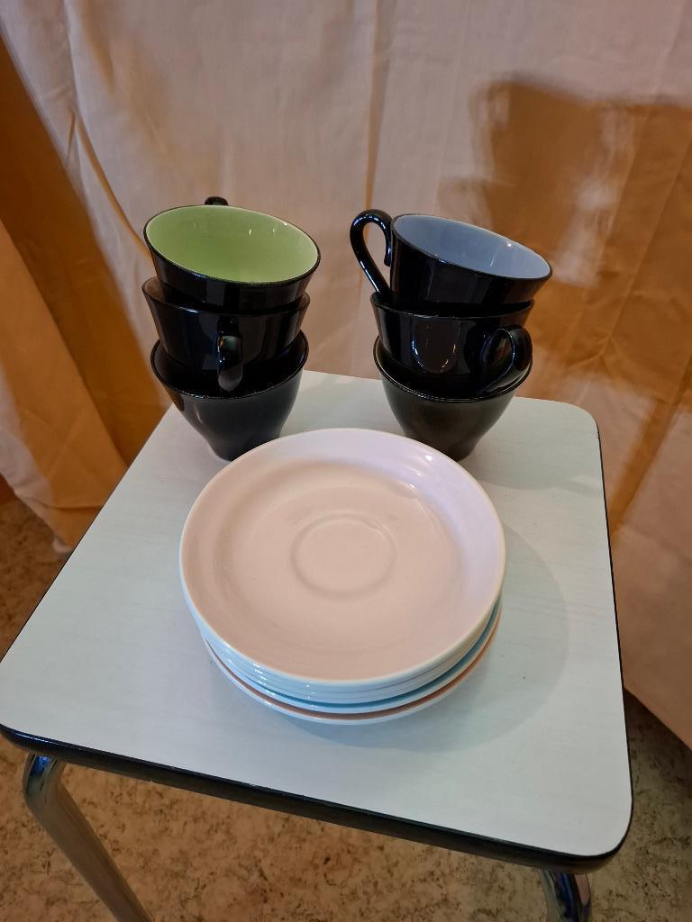 Lot de 6 tasses + 6 sous-tasses Boch, Enlèvement