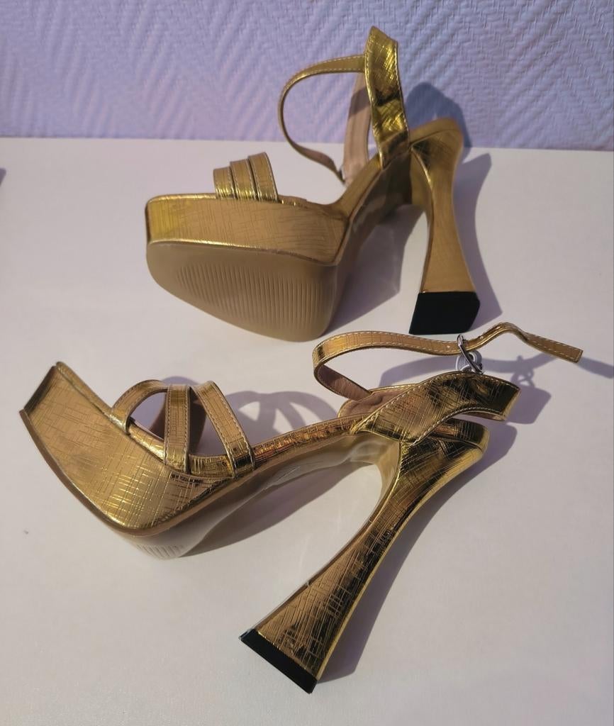 Chaussures de soirée pointure 36, talon haut de 13 cm, neuf, Vêtements | Femmes, Enlèvement, Neuf
