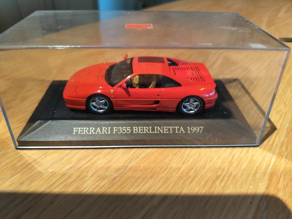 Ferrari F 535 berlinette, Enlèvement ou Envoi, Comme neuf