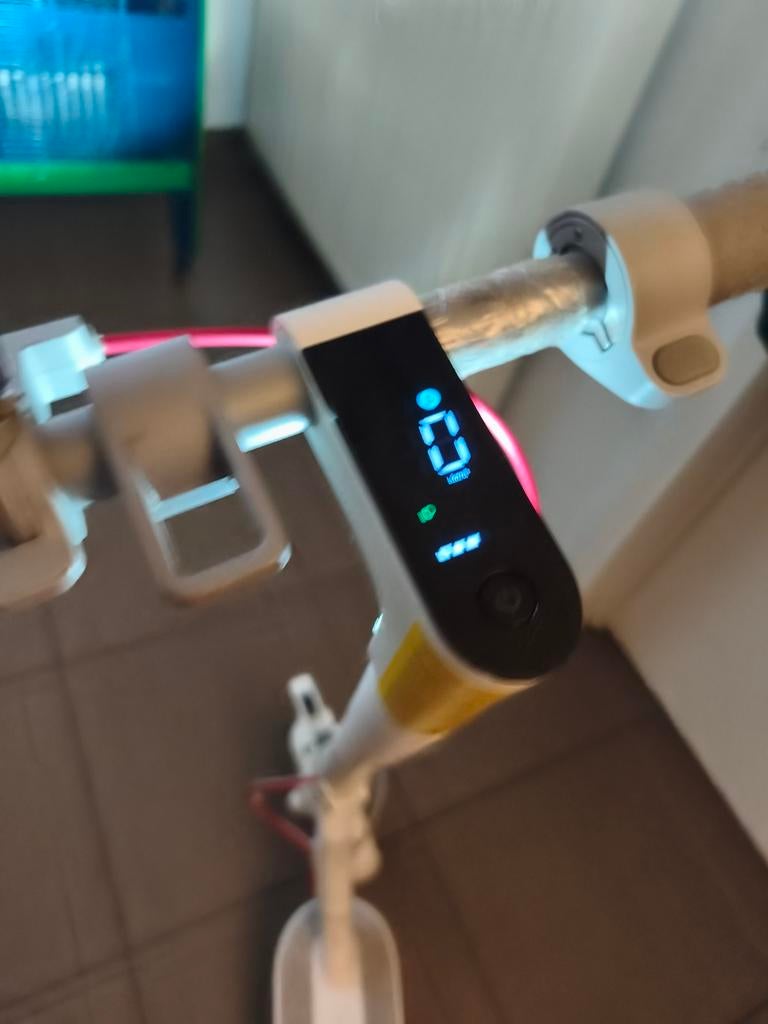 Mi step, Fietsen en Brommers, Ophalen