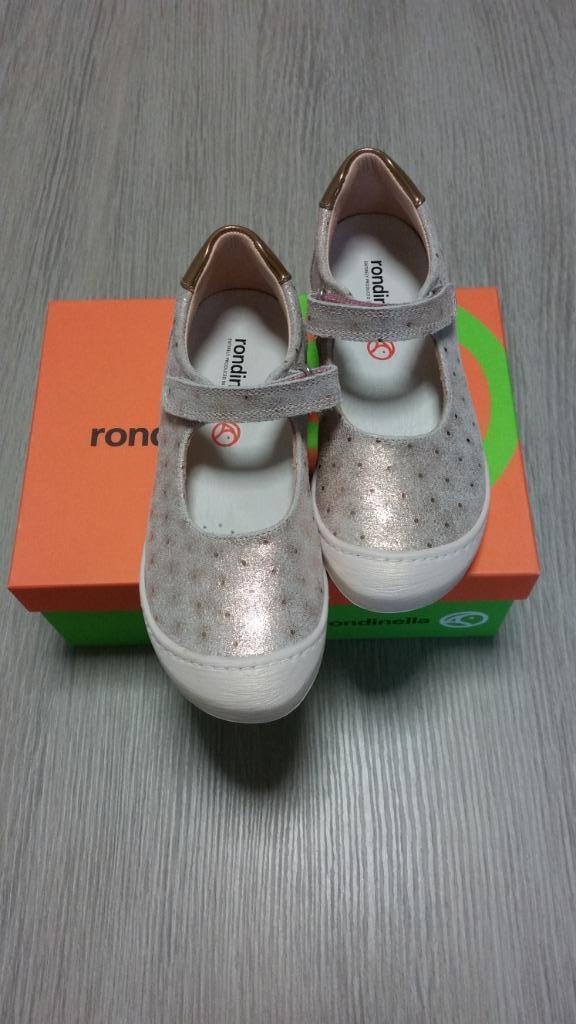Lage schoenen Rondinella 30 nieuwstaat, Enfants & Bébés, Vêtements enfant | Chaussures & Chaussettes, Neuf, Enlèvement ou Envoi