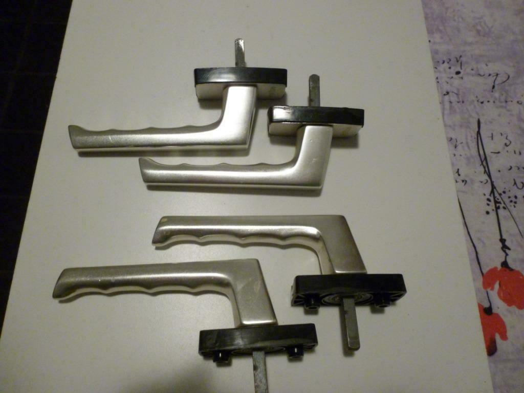 POIIGNEES  DIFFÉRENTES  EN 'ALUMINIUM, Bricolage & Construction, Vitres, Châssis & Fenêtres, Enlèvement ou Envoi, Comme neuf