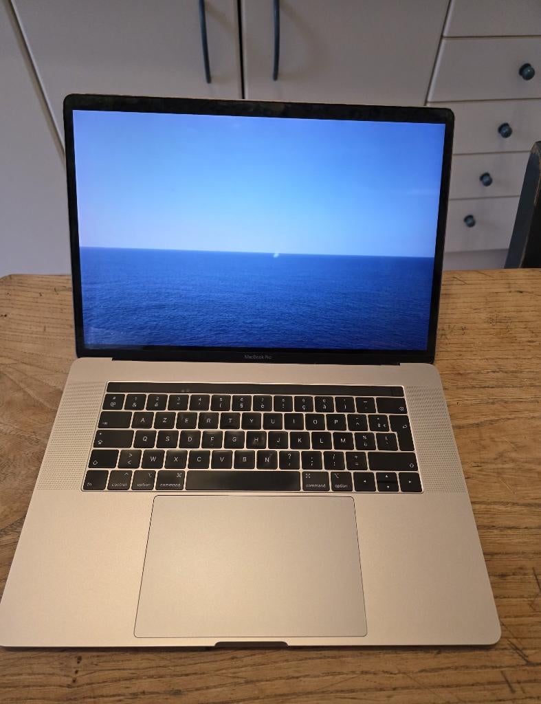 MacBook Pro 15" 2018 512GB, Informatique & Logiciels, Apple Macbooks, Utilisé, MacBook, 15 pouces, 2 à 3 Ghz, 512 GB, 16 GB, Azerty