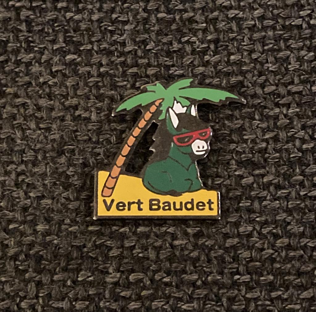 PIN - VERT BAUDET, Envoi, Utilisé, Autres sujets/thèmes, Insigne ou Pin's